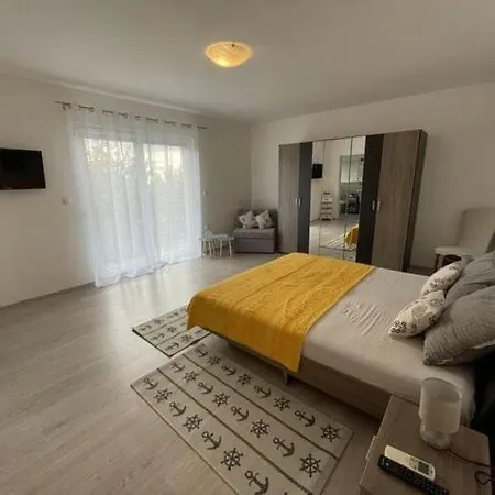 דירה New White Villa, 60 M², Pool