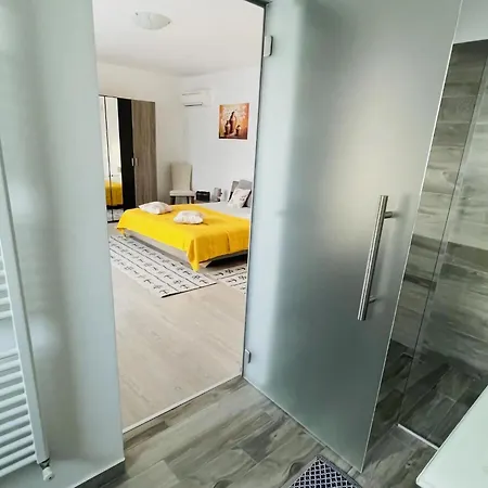 דירה New White Villa, 60 M², Pool
