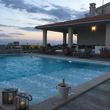 דירה New White Villa, 60 M², Pool *